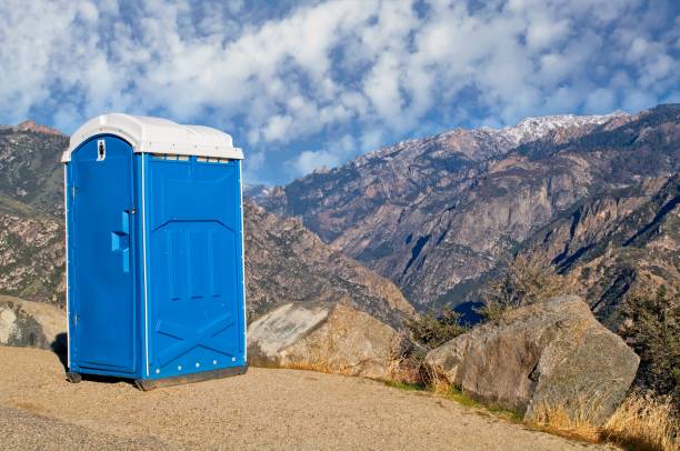 Portable Toilet Options We Offer in Wolfforth, TX